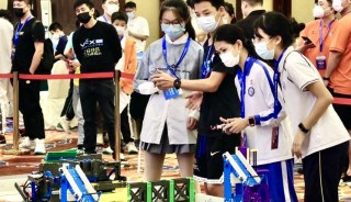 深圳学子蝉联第十五届VEX亚洲机器人锦标赛中国选拔赛华南区赛桂冠